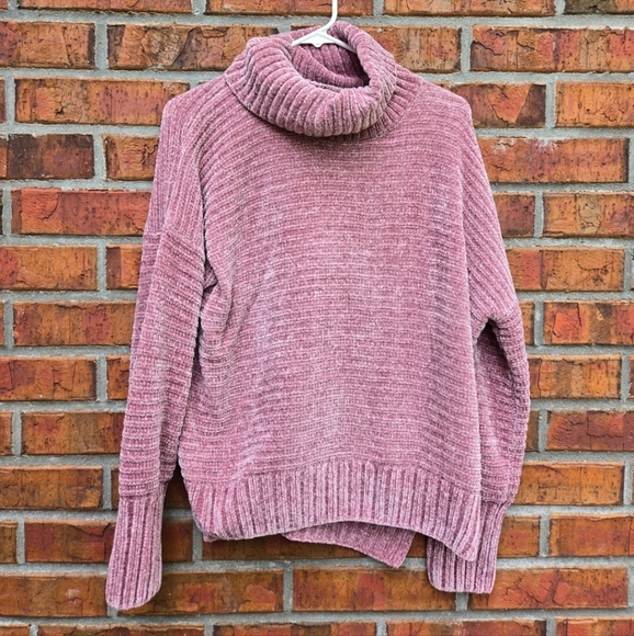 Cozy Mauve Cowlneck Sweater - Picture 1 of 2